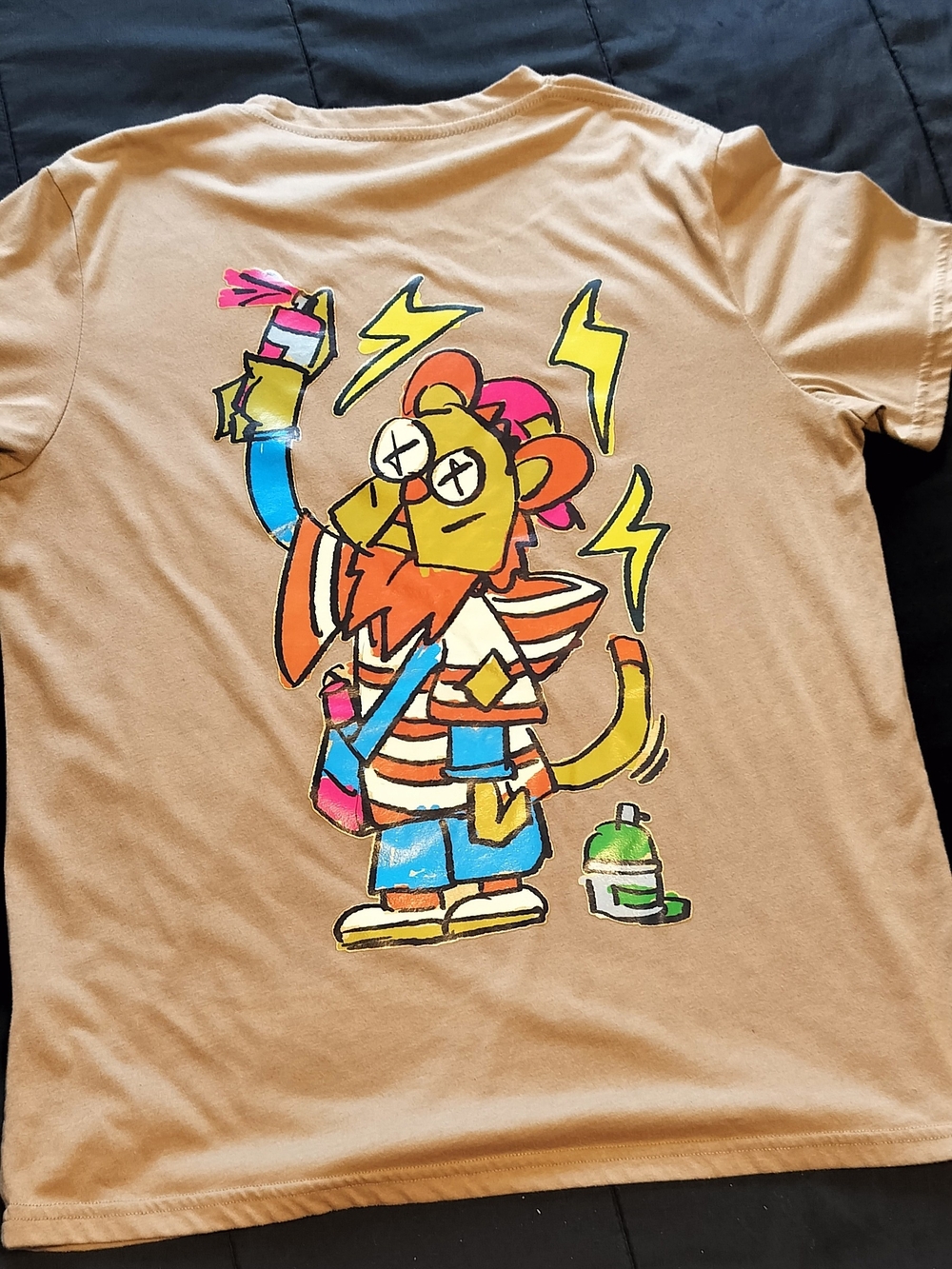 SHEIN Tan Graphic Short Sleeve Tee with Multicolor Street Art Print